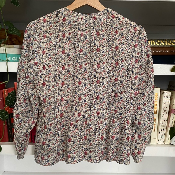 SOLD - Madewell Petal button front blouse 100% Silk - Picture 7 of 8